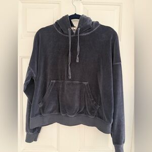 AMO Women's Navy Blue Cropped Hoodie